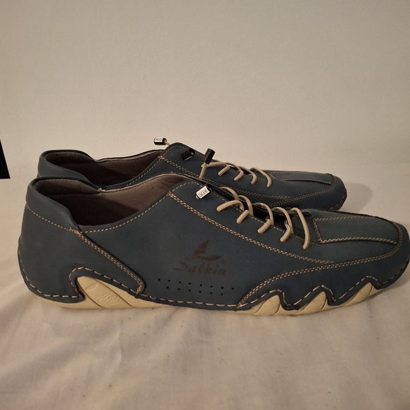 Salkin Blue and Tan Slip On Men's Sneakers with Durable Design - Picture 1 of 6